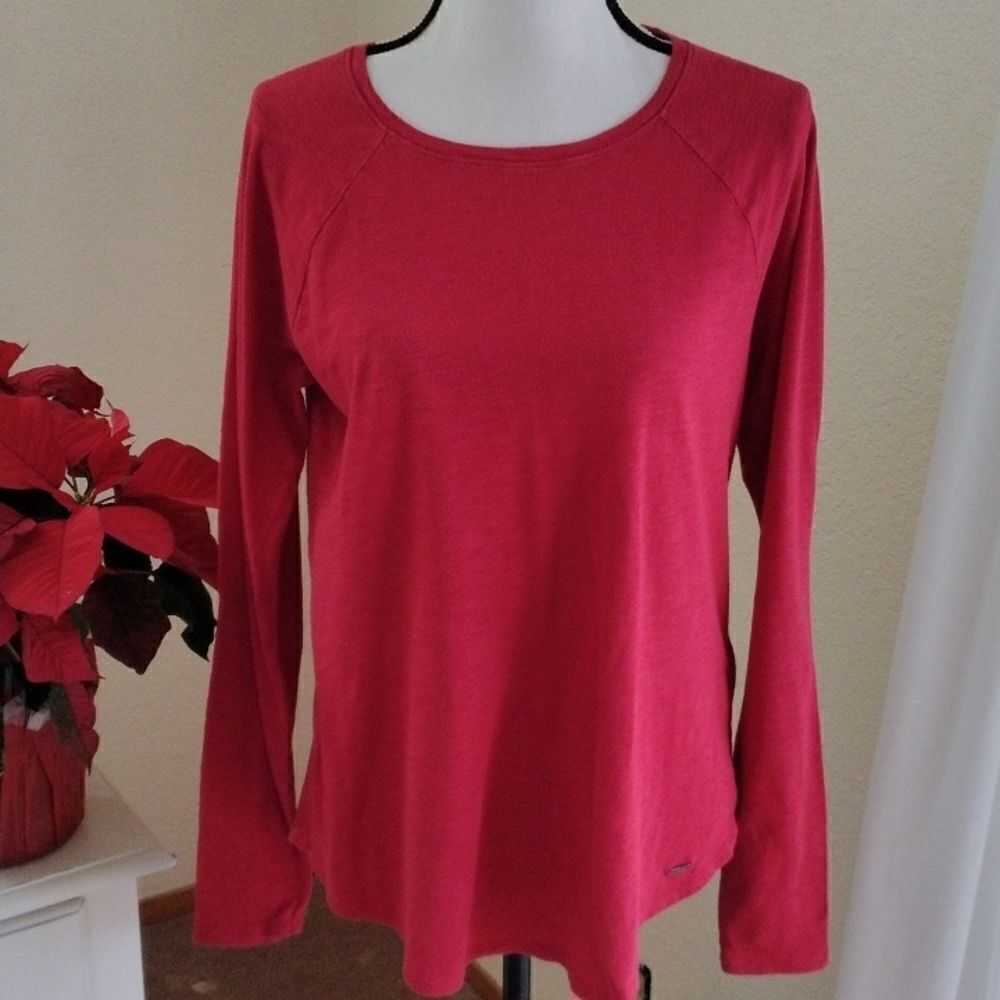 Hollister Red Top